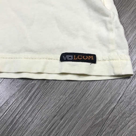 Volcom Slim Fit T-Shirt size XXL - Picture 3 of 6